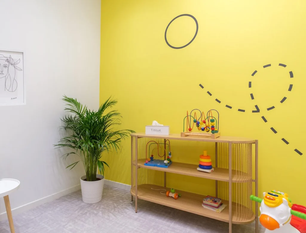 Pediatric Clinic, Vari – IDYLI Architects